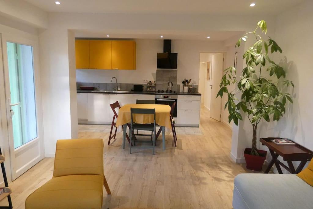 Le 62 Apartment Gemenos Luaran gambar